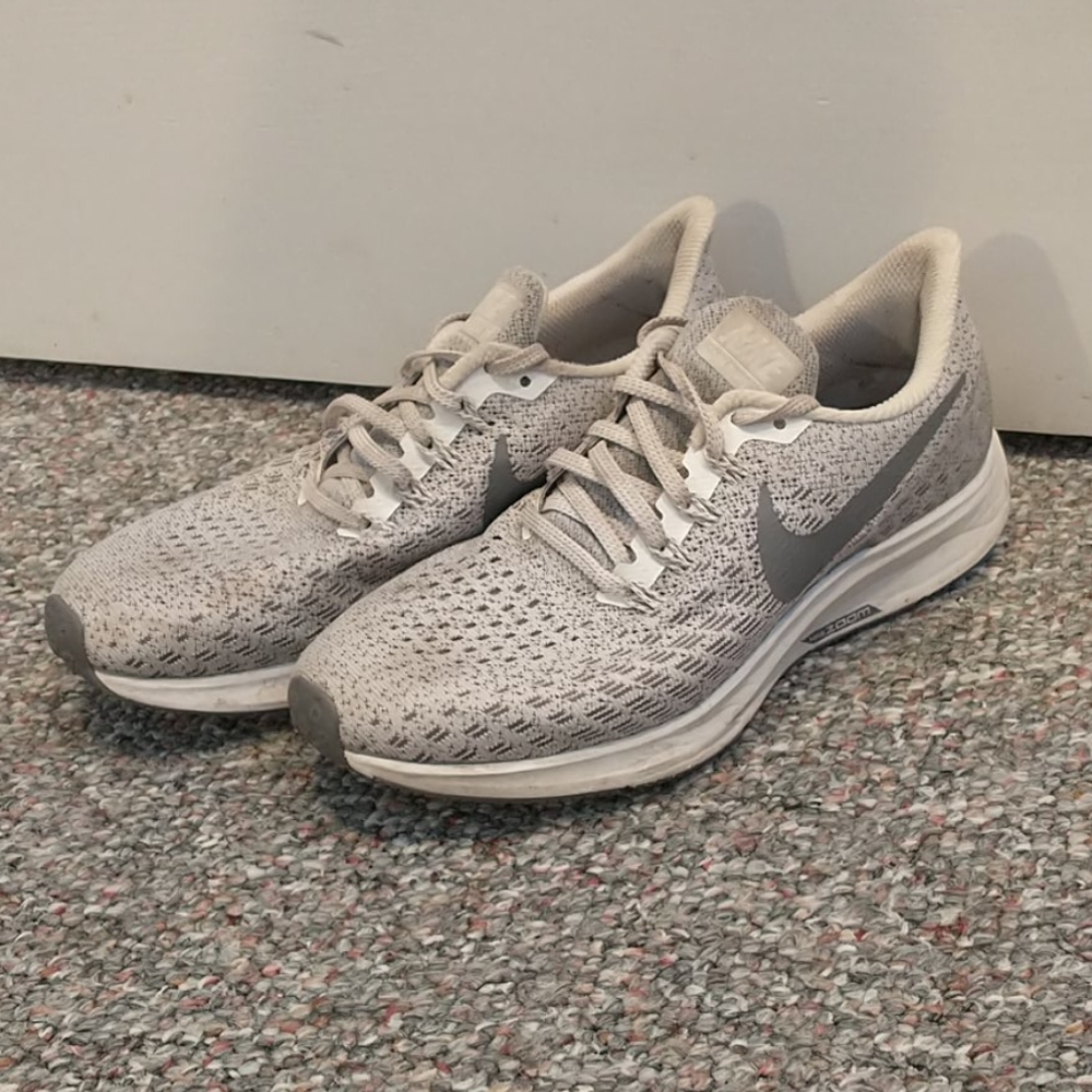 Women's Nike Zoom Pegasus 35 size 7.5